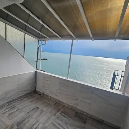морски изглед Apartment *